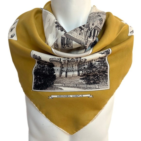 Vintage British Landmark Silk Scarf 🇬🇧 – Chichester Cathedral - 30" Square - Picture 1 of 15
